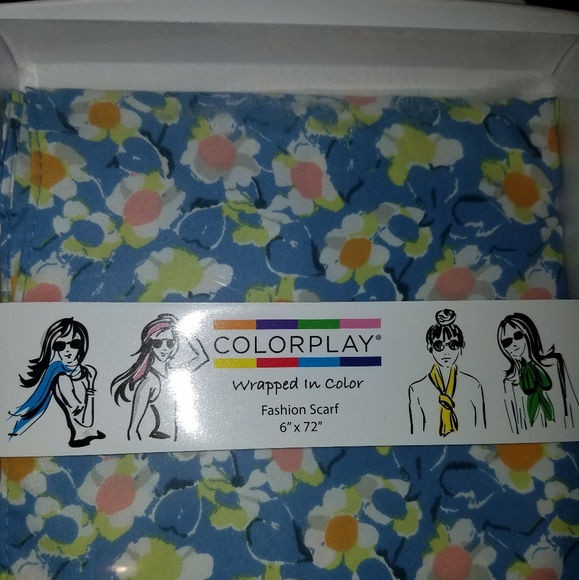 Colorplay Scarf - Picture 3 of 3